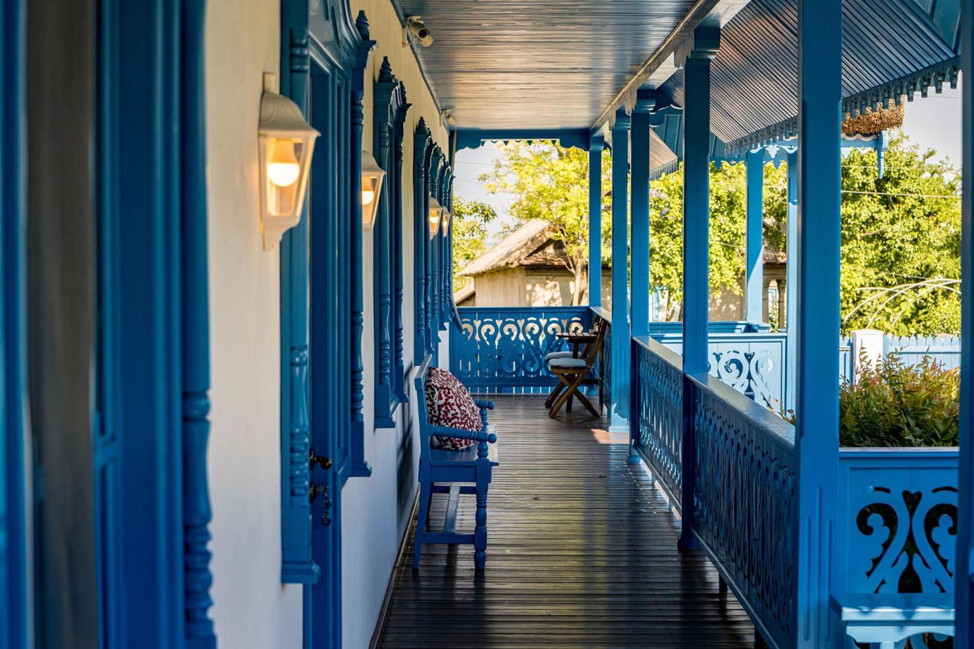 Casa Filip Din Sarichioi Hotell Rum bild